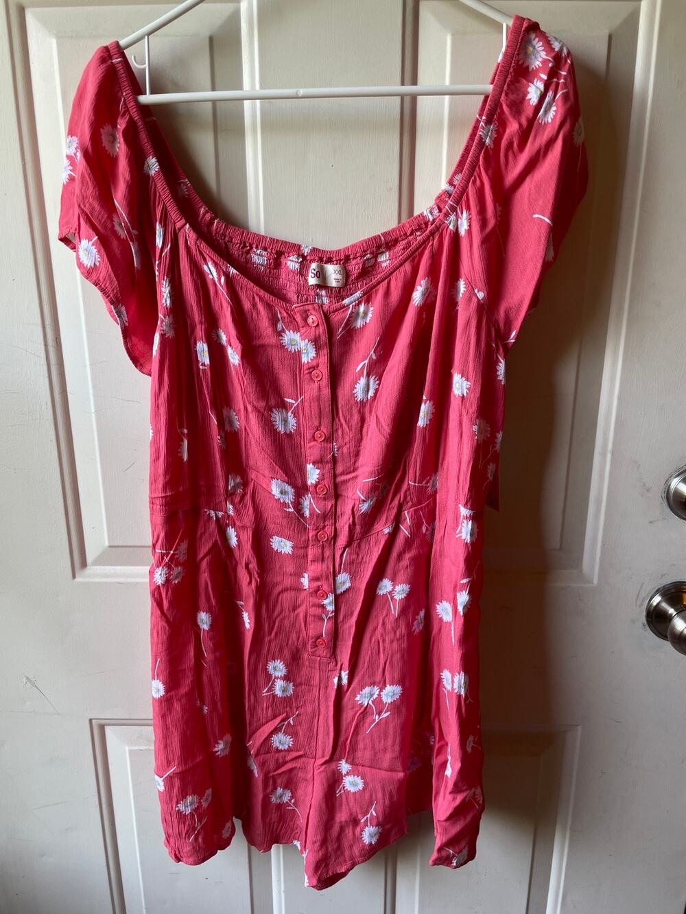 SO Floral Daisy Print Romper Size XXL Color 660 CTEDSY1RD (coral color)